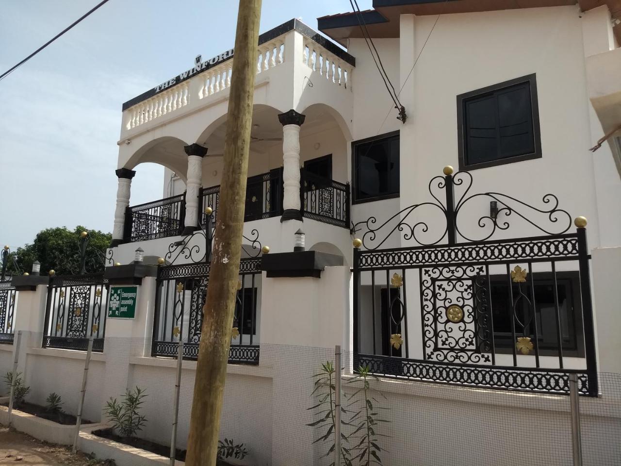 The Winford Boutique Hotel Achimota Taifa Екстериор снимка
