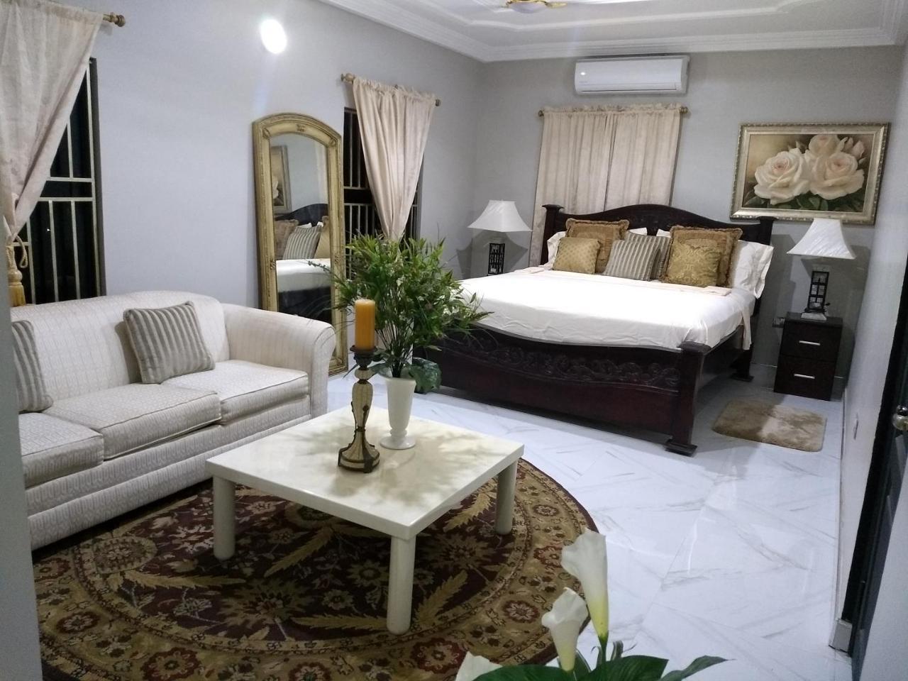 The Winford Boutique Hotel Achimota Taifa Екстериор снимка
