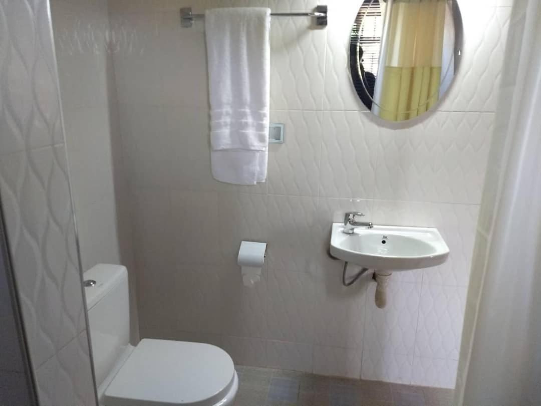The Winford Boutique Hotel Achimota Taifa Екстериор снимка